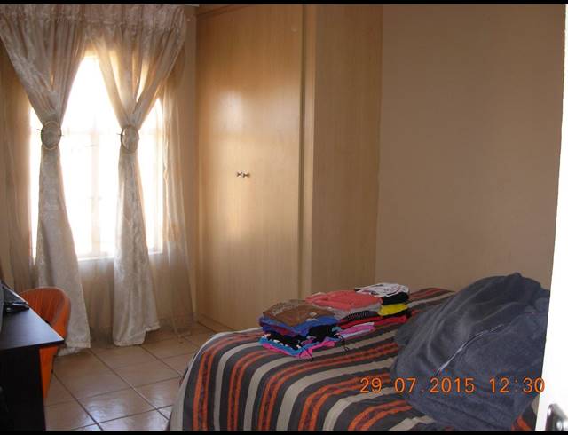 2 BEDROOM APARTMENT SOLD IN THE ORCHARDS